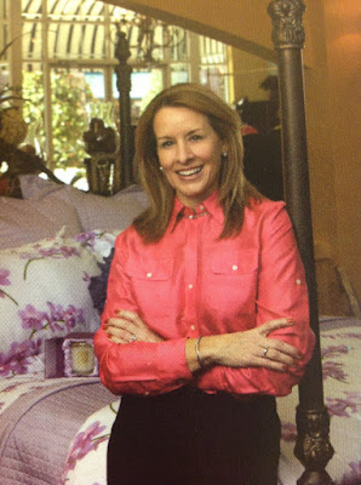 Meet your Posher, Debbie